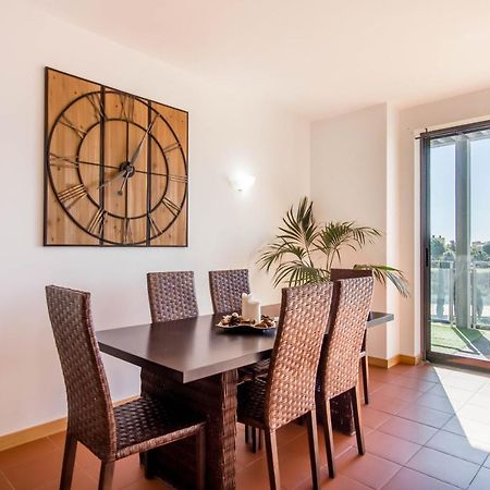 Superbe Appartement Spacieux Avec Terrasse Vue Piscine Vilamoura Exterior photo